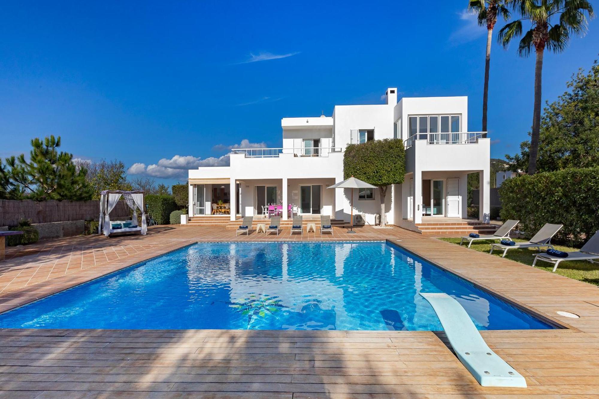 Near Ibiza Town Sleeps 8 - Fluxa